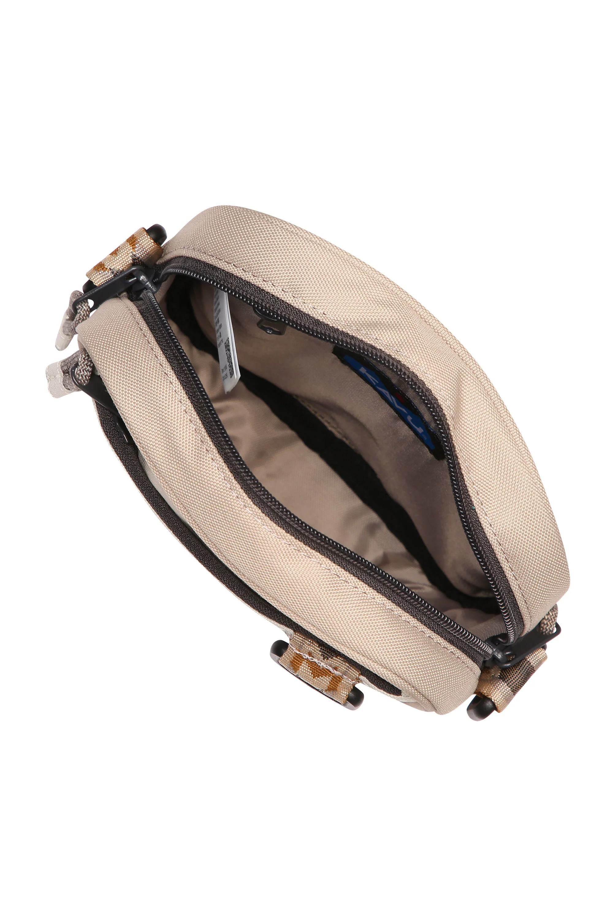 Globetrot - Image 13