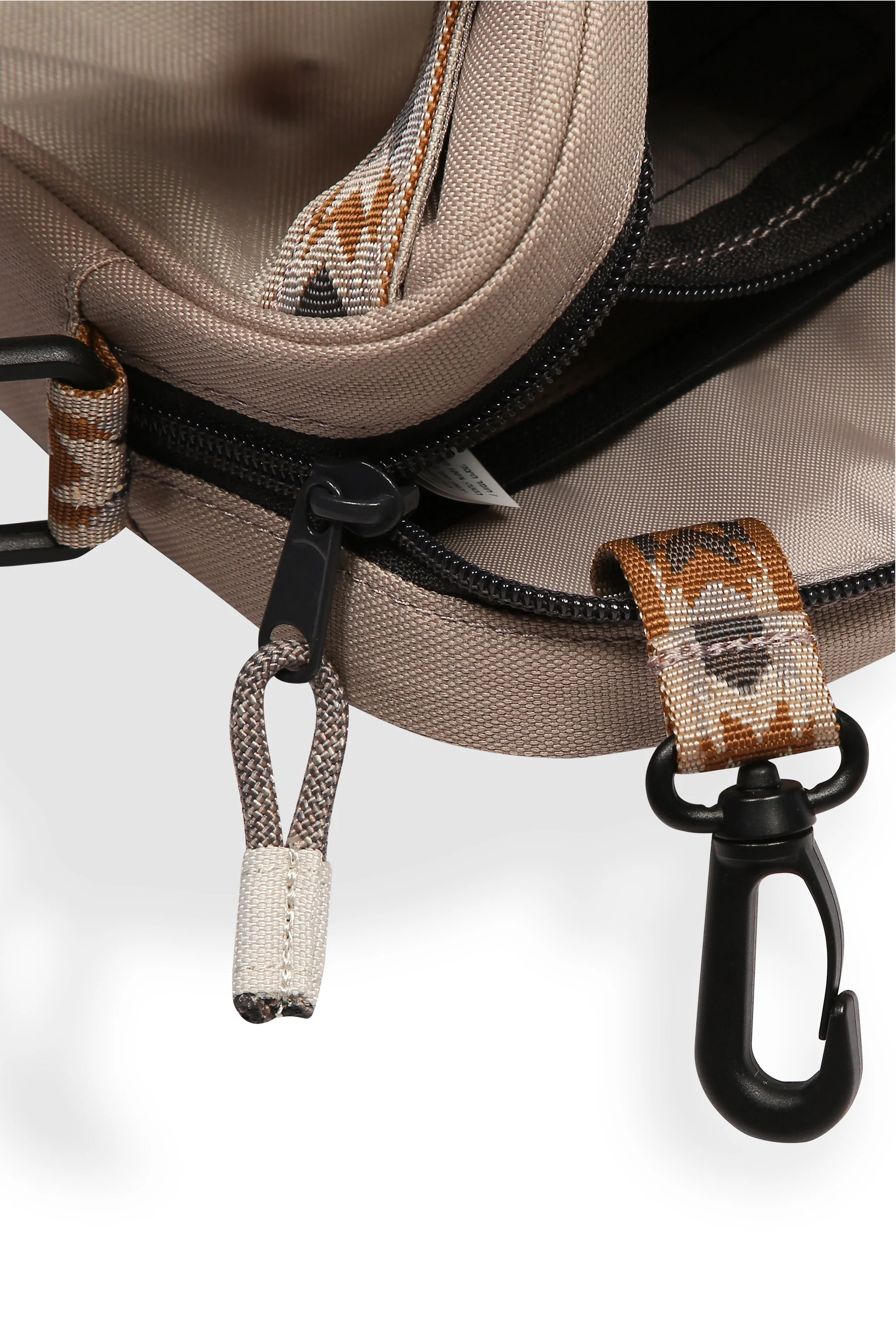 Globetrot - Image 14