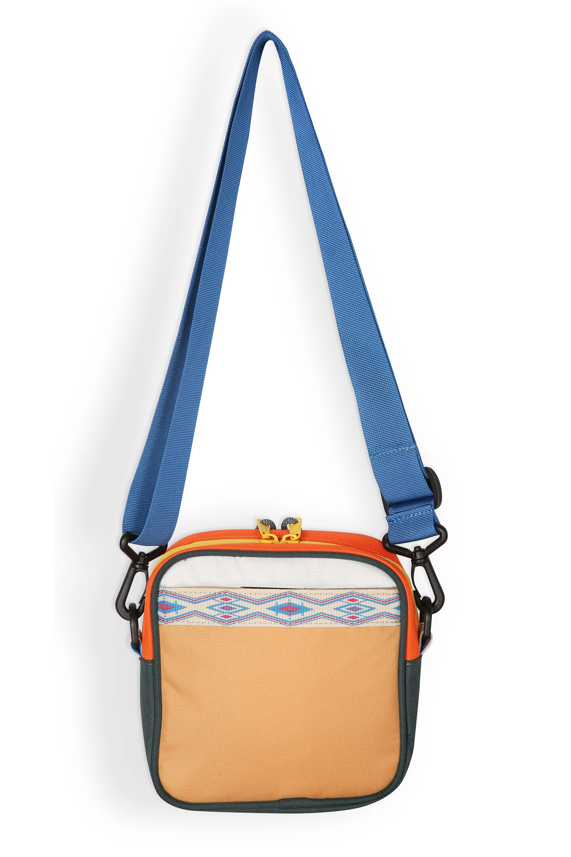 Globetrot - Image 20